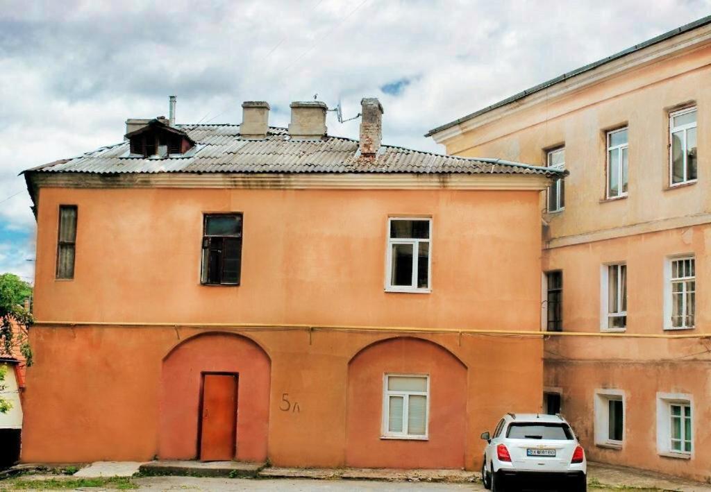 Sunrise Apartment Камианец-Подилский Екстериор снимка